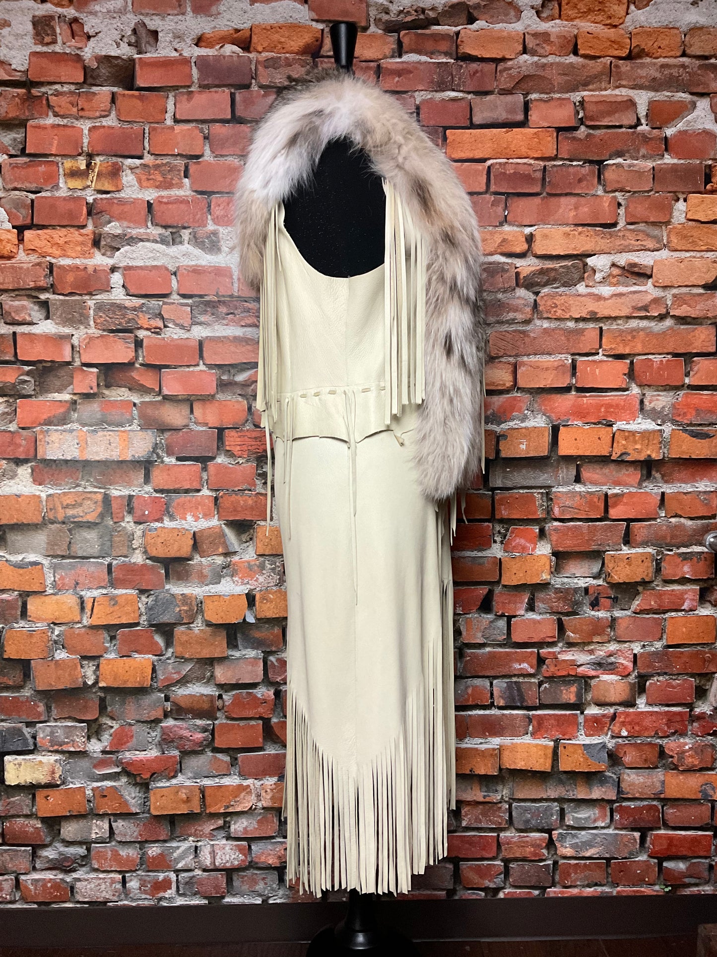 Long Leather Vest with Lynx Fur