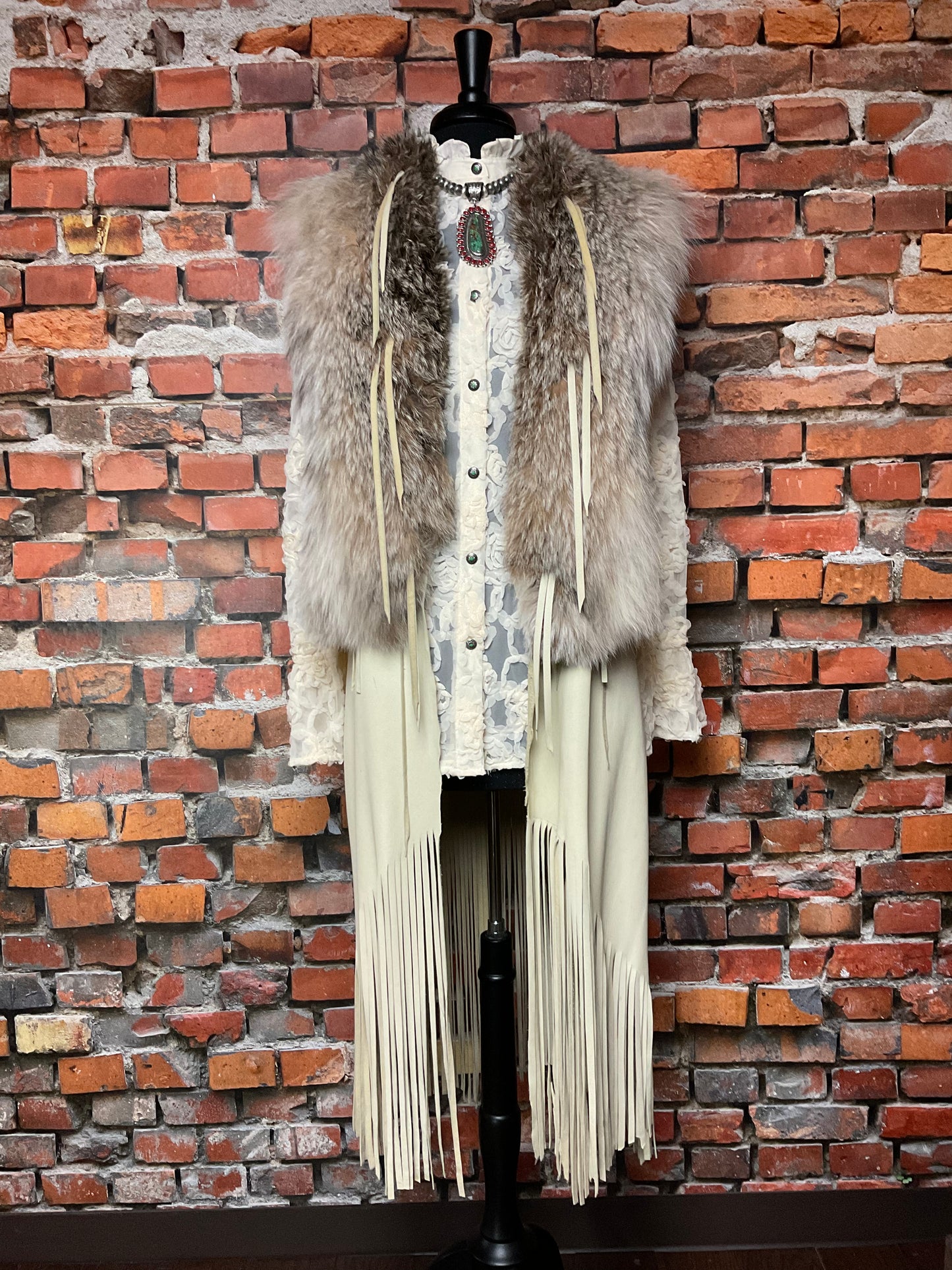 Long Leather Vest with Lynx Fur