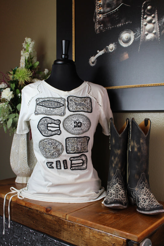 All-Around Buckle Tee