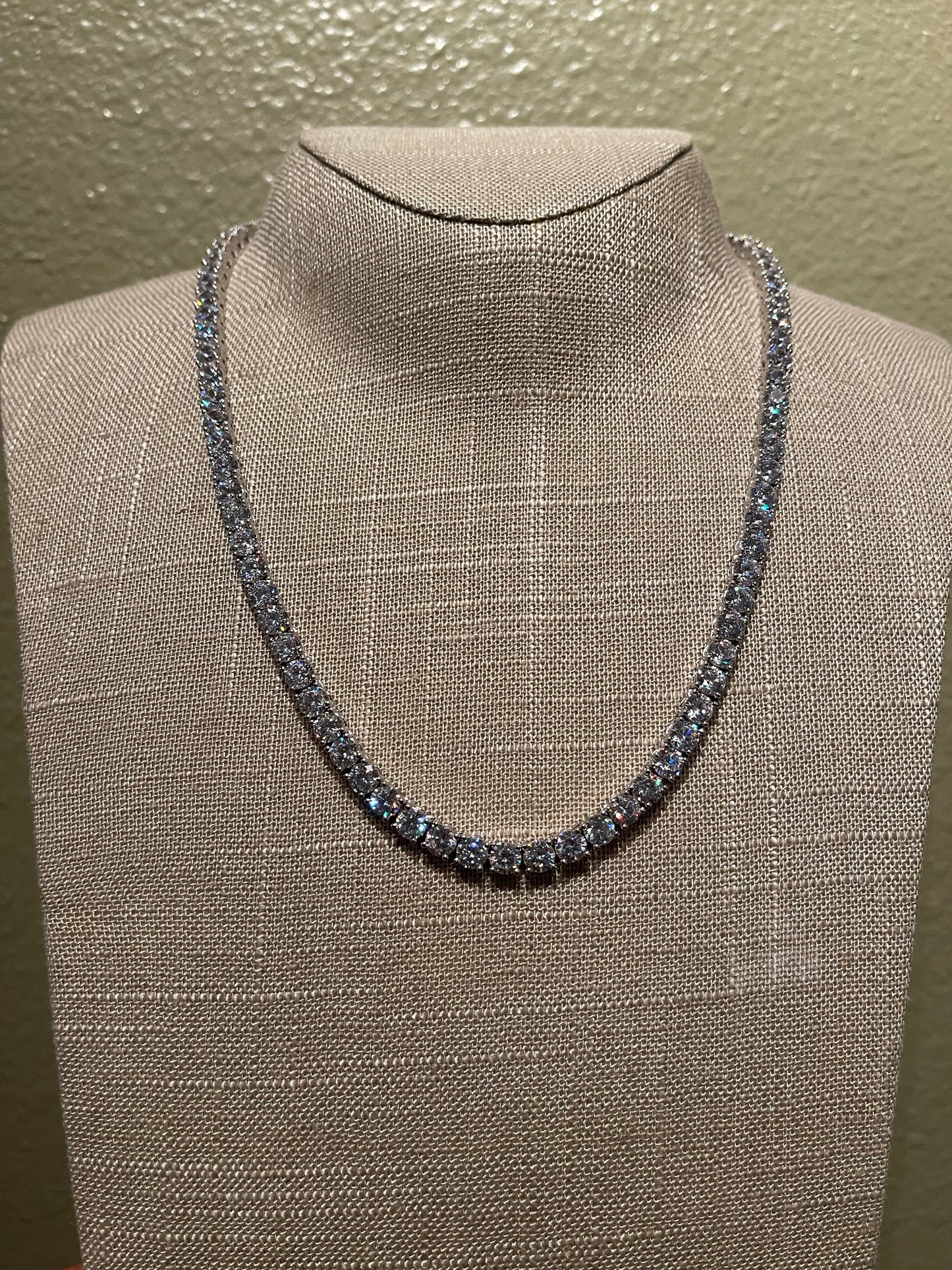 18" Silver Tennis Necklace